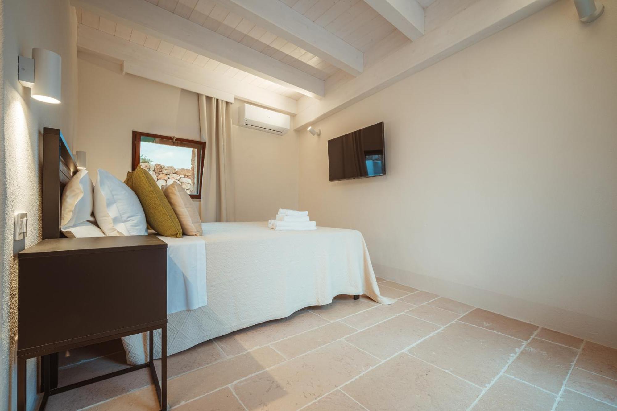 Villa Trullomare & Pool - Housea